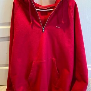 Supreme red sweatshirt with front pockets and hood xl